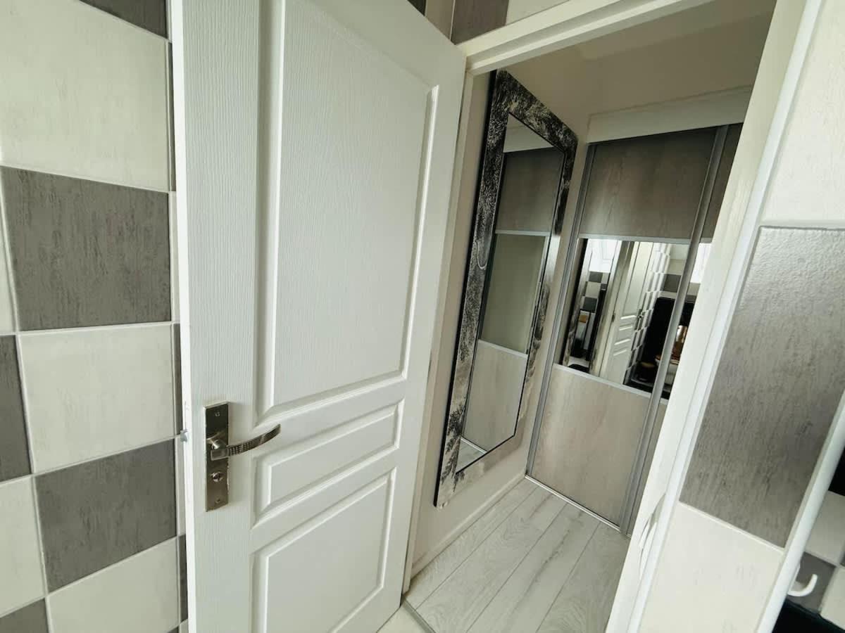 Loft Tout Confort Avec Parking Et A Moins 15 Min Caen Et Des Plages Demouville Exterior foto